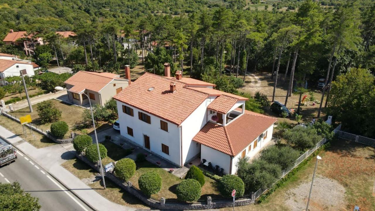 House Kontus Plomin Exterior foto